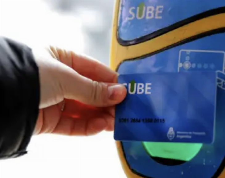 En el primer día de "renuncia al subsidio", solo 100 pasajeros optaron por la tarifa completa