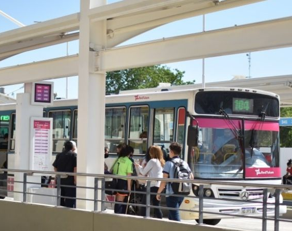 UTA asegura que tienen restricciones en uso de aire acondicionado en colectivos