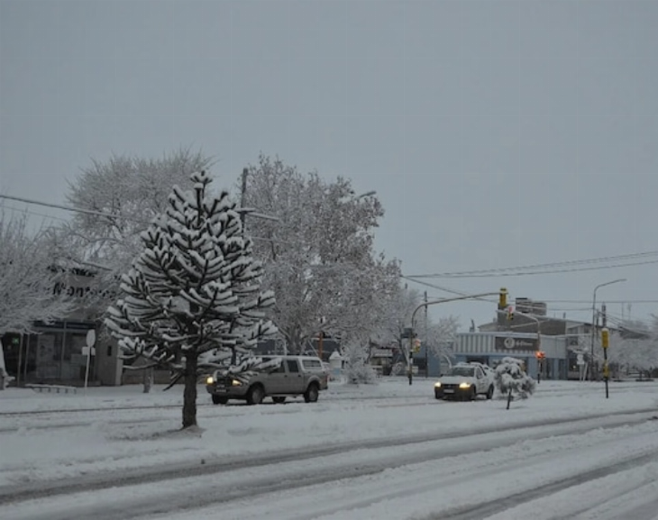 Un hombre murió tras ser aplastado por la nieve en Mendoza