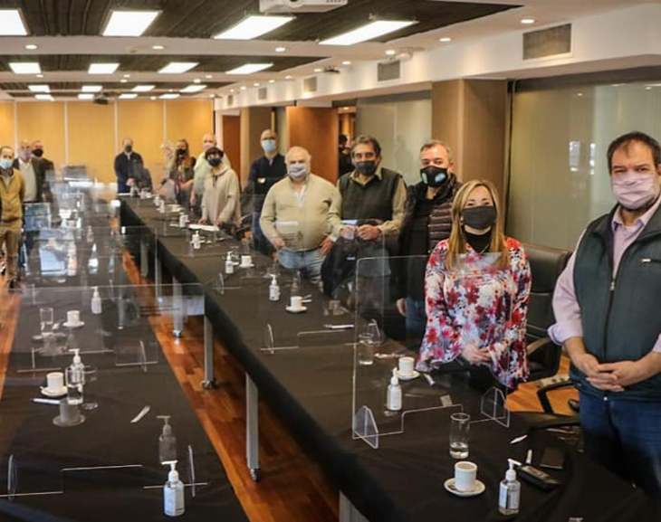 Los estatales nacionales abrocharon un aumento del 60% de acá al 2023