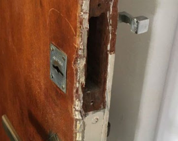 Su ex le reventó la puerta y la golpeó salvajemente