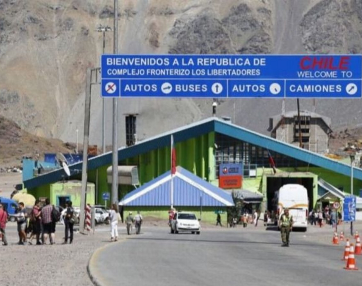 Chile relaja las exigencias para el ingreso de turistas