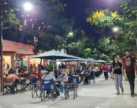 Cómo trabajará el comercio sanjuanino este fin de semana XL