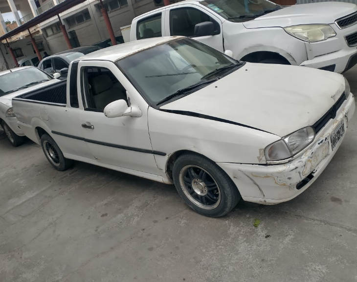 Le robaron la camioneta en Mendoza y apareció en San Juan
