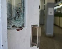 Atacaron a balazos la sede de la Municipalidad de Villa Gobernador Gálvez