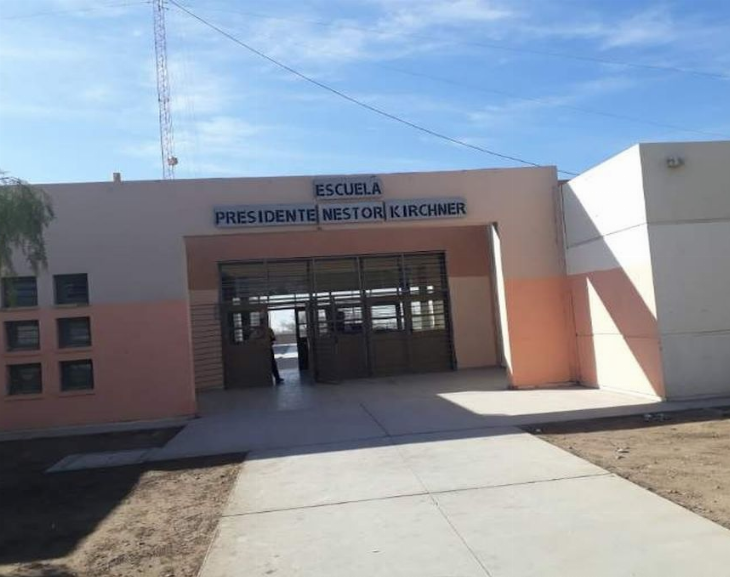 Una Directora de escuela habría falsificado un documento para darle horas a una docente