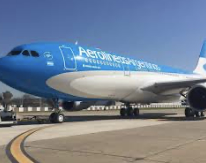 Buscan que en julio se incorpore un nuevo vuelo de San Juan a Buenos Aires