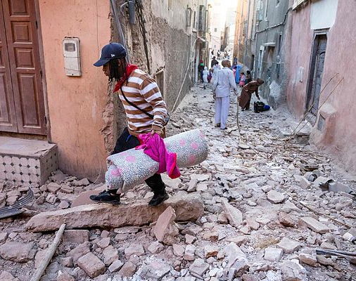 Las desesperadas labores de rescate tras el devastador terremoto en Marruecos