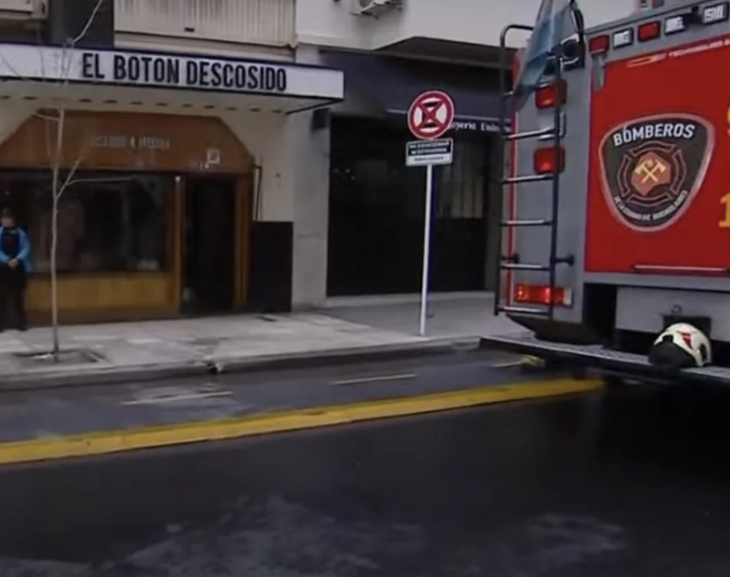 Tragedia en Recoleta: se incendió un departamento y encontraron a un hombre muerto debajo de un colchón