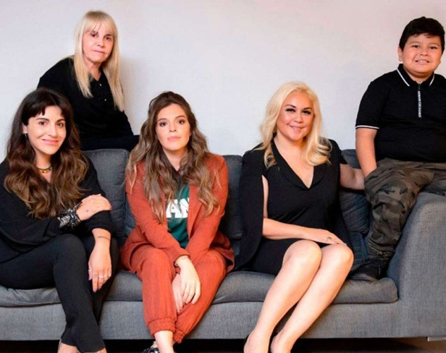 Verónica Ojeda a los gritos en un programa de TV con Claudia Villafañe 