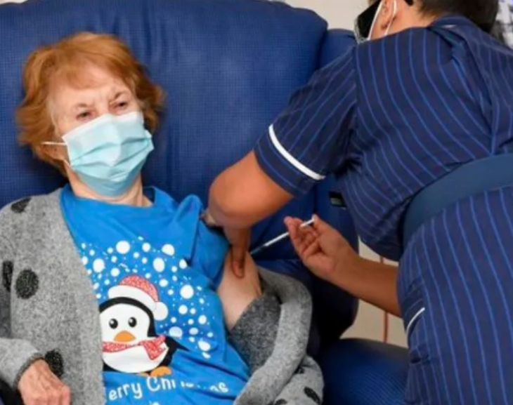 Reino Unido inició la vacunación masiva contra el coronavirus