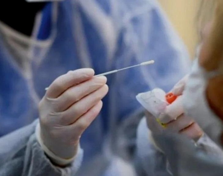 El Ministerio de Salud confirmó la circulación comunitaria de la variante Ómicron en el país