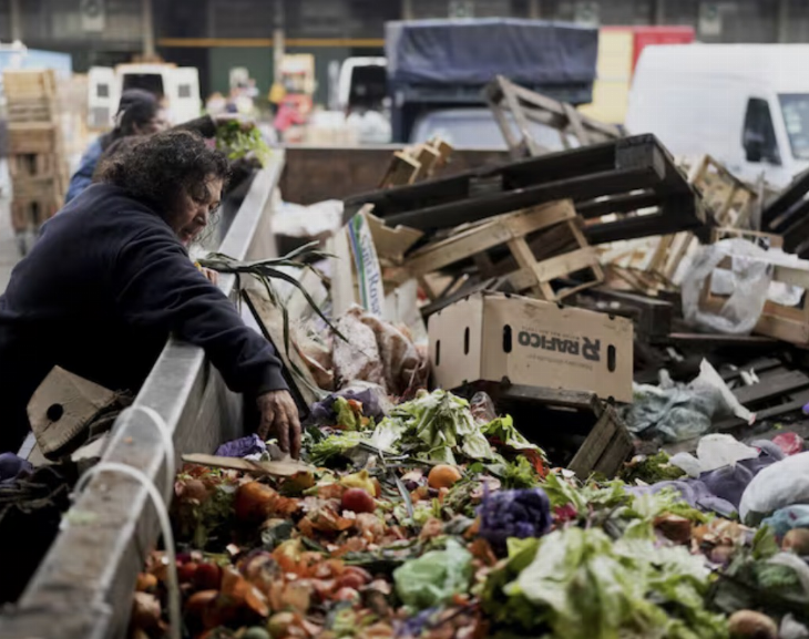 La pobreza subió al 32,3% y alcanzó a 15,5 millones de argentinos