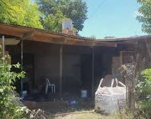 Drama en Moreno: un conductor alcoholizado incrustó su auto en una casa y mató a dos nenes mientras dormían