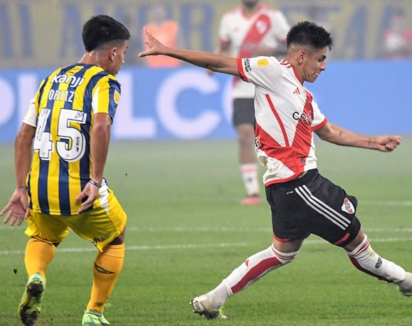 Diablito Echeverry: "No voy a renovar, pero un año o seis meses me voy a quedar"