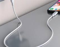 La falla en un cargador de celular generó un incendio en una vivienda 