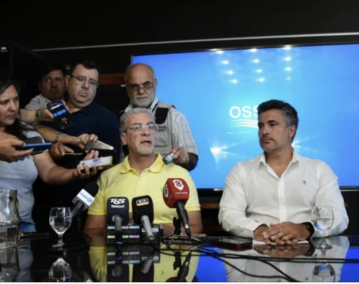 Osse hecho a tres empleados responsabilizándolos por el agua turbia 
