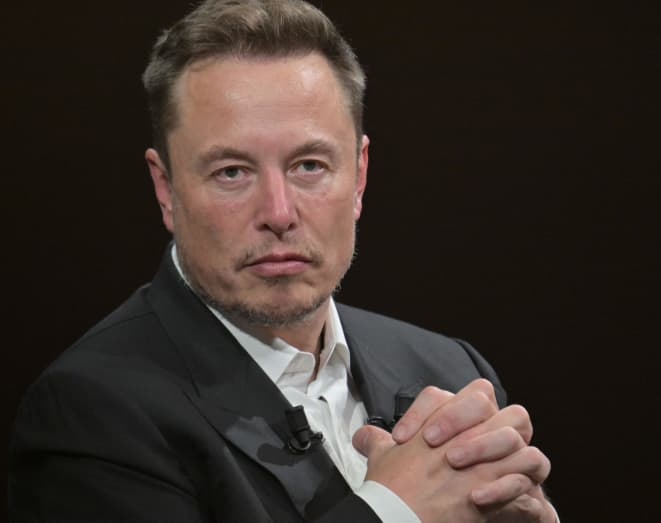 Elon Musk cree que está lesionado y podría postergar la pelea pactada contra Mark Zuckerberg