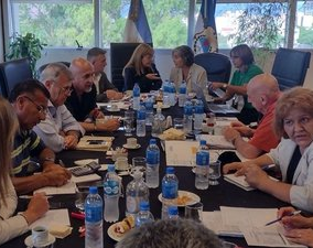 El Gobierno de San Juan pagará la hora extra de los docentes 