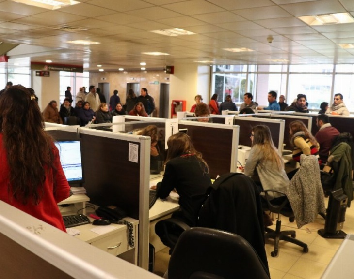 Los contratados que pasen a planta permanente, primero, deberán estar al día en Rentas e IPV