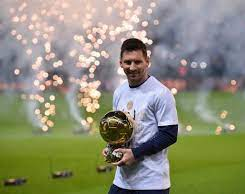El PSG homenajeó a Messi por su séptimo balón de oro y pasó de todo