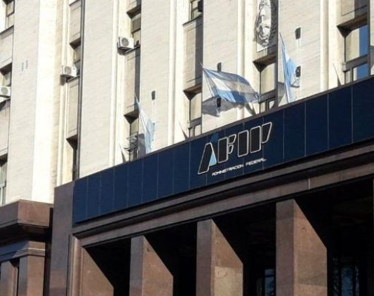 La AFIP vigila las compras con tarjeta de débito