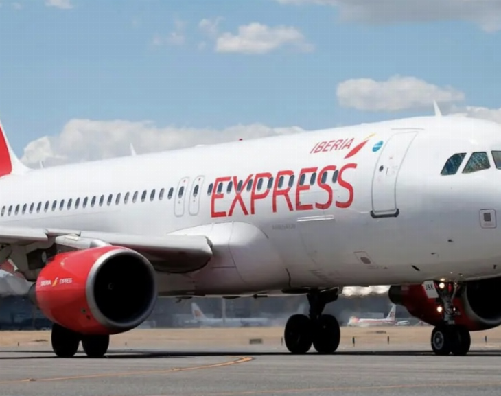 Una mujer de 46 años murió en pleno vuelo de Barcelona a Ezeiza