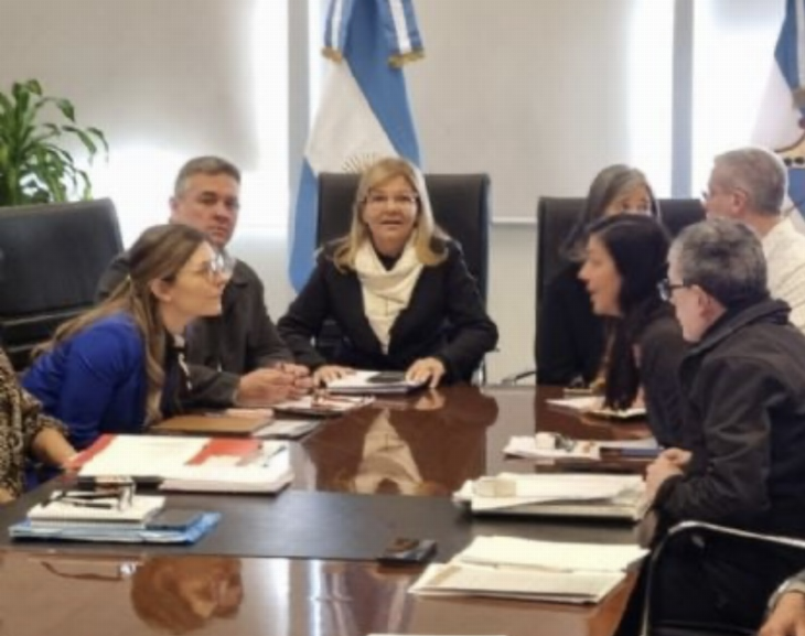 Los docentes rechazaron la propuesta del Gobierno y volverán a reunirse 