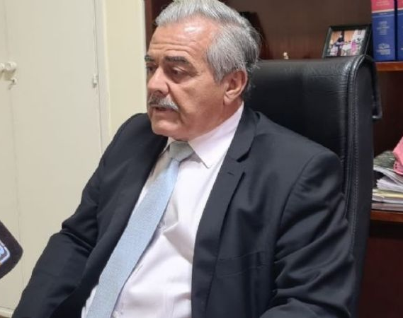 Intiman para el desalojo de terrenos de la Escuela de Enología