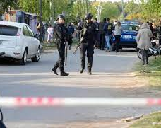 Rosario: acribillaron a tiros a un hombre y balearon el frente de un banco