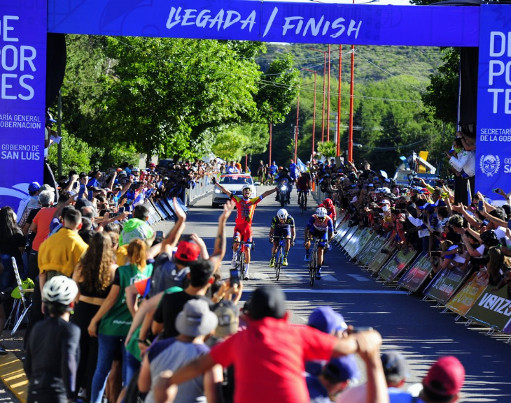 Tivani ganó la Etapa Reina de la Vuelta a San Luis y pasó a liderar la general