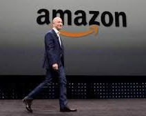 El multimillonario Bezos abandona la conducción de Amazon tras 27 años