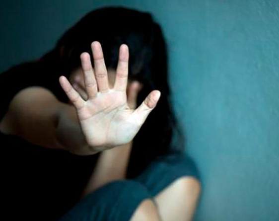 Manoseó a su sobrina de 10 años mientras jugaban en la pileta
