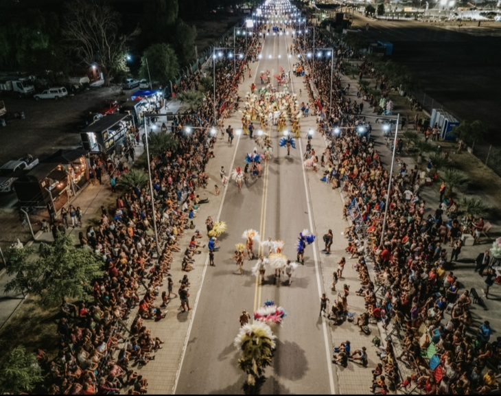 Más de 30.000 sanjuaninos coparon el Carnaval de Chimbas 