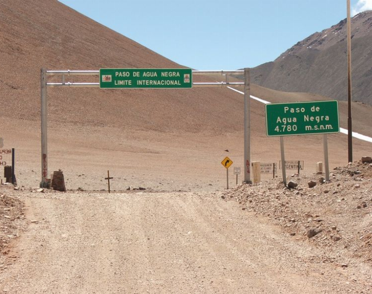 Un fuerte sismo en Chile provocó el cierre del Paso de Agua Negra