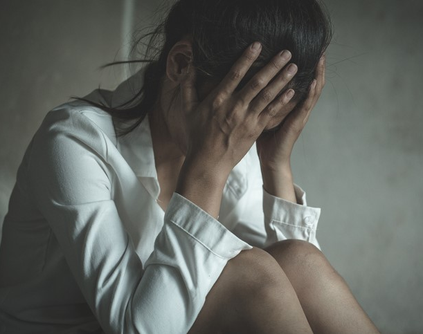 Mujer víctima de trata: "Estábamos disponibles las 24 horas ofreciendo drogas y sexo a los clientes"