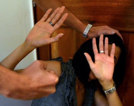 La pelea por la paternidad de un hijo terminó en una golpiza 