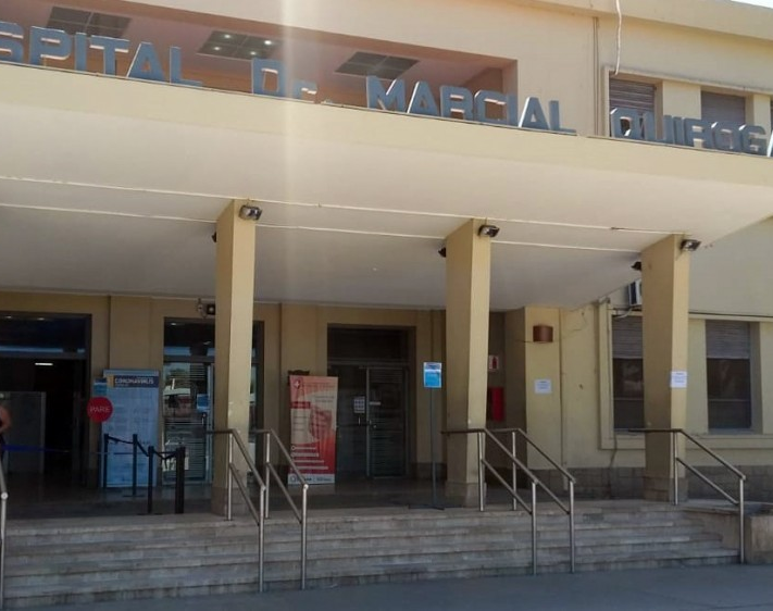 La suegra le tiró agua hirviendo porque peleaba con su hijo