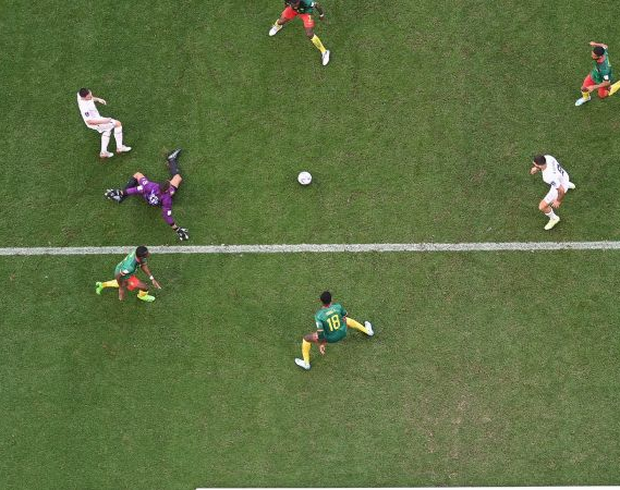 Serbia y Camerún empataron en un partidazo