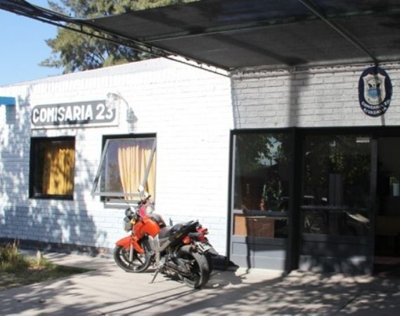Investigación: Un agente denunció que tres policías le pegaron en una comisaría