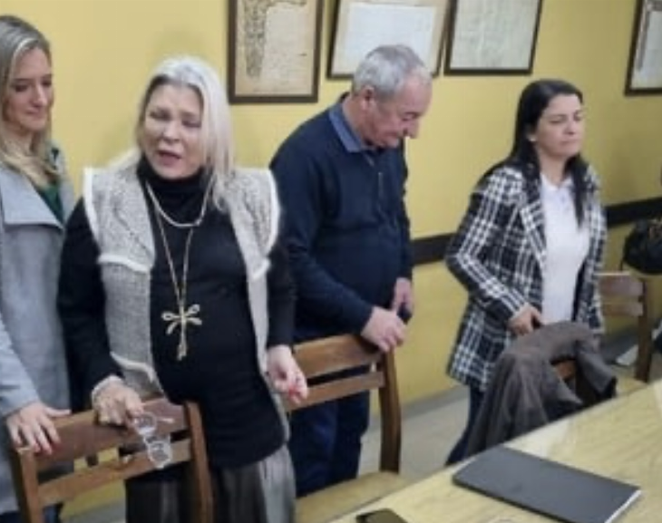 Internaron a Elisa Carrió en Santa Fe por una descompensación