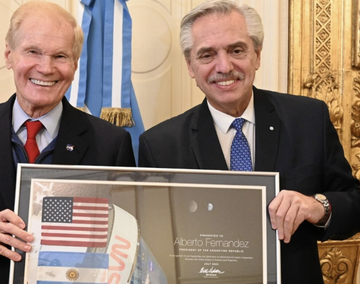 En Casa Rosada, la NASA se comprometió a dar respuesta a las sospechas de  extraterrestres