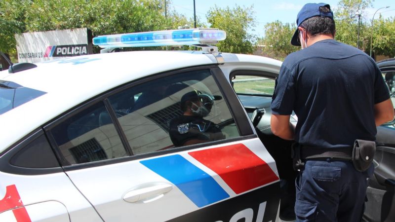 Una mujer fue detenida infraganti mientras le desvalijaba la casa a una familia