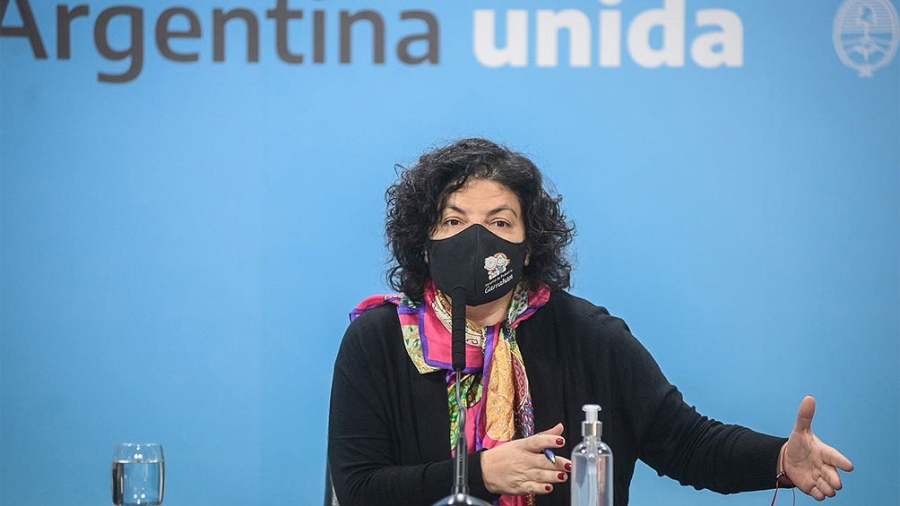 La Ministra Vizzotti cree que Argentina "transita el pico de contagios"