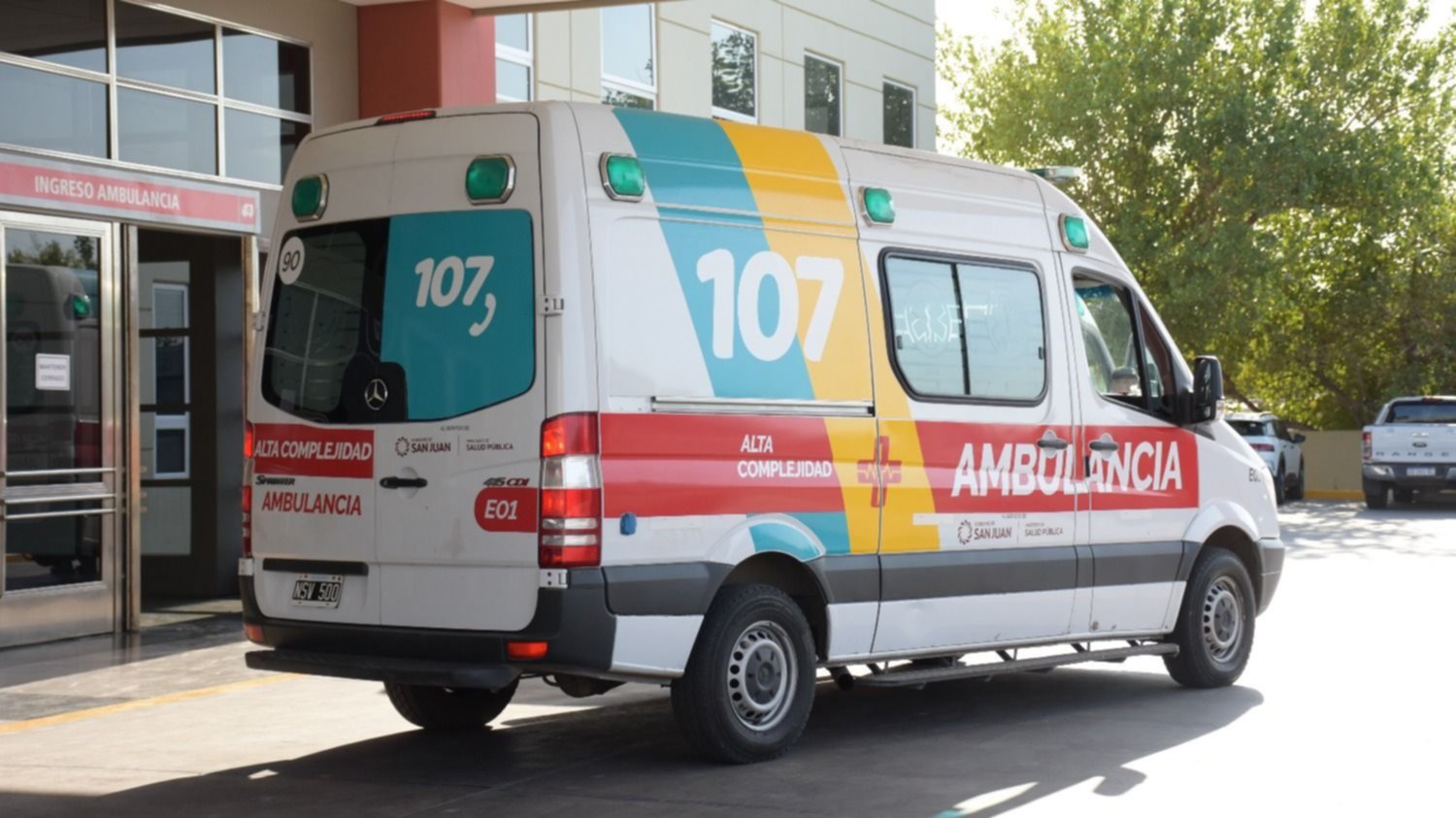 Tres mujeres resultaron heridas tras un brusco choque 