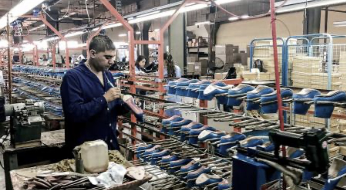 Aprobaron un aumento del 32,2% del salario mínimo: en diciembre será de $156.000