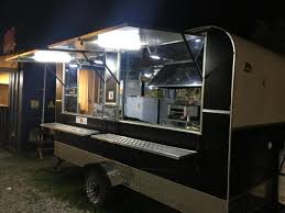 Levantan los carros de comida del Parque de Mayo pero ya tienen nuevo lugar