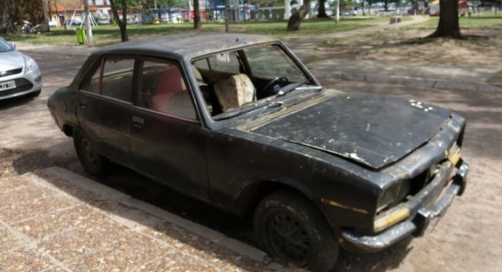 Capital sacará de las calles los autos abandonados