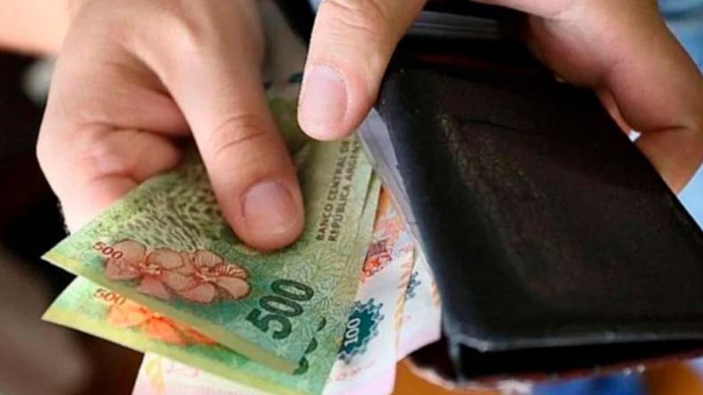 Argentina tiene el salario promedio más bajo de Latinoamérica