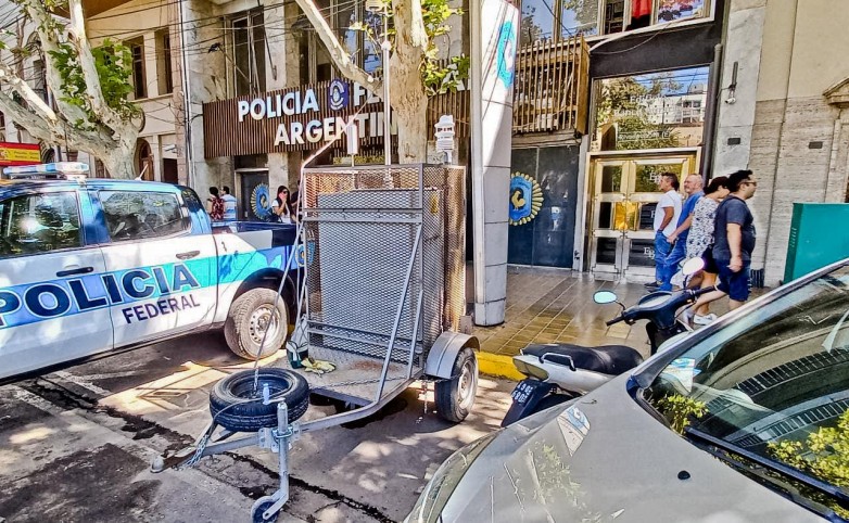 Ambiente inició un nuevo monitoreo en inmediaciones de la plaza 25 de Mayo